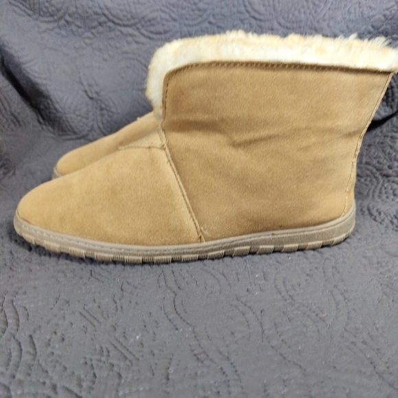 Cloud Nine Sheep Skin Suede Brown Moccasin Shearling Lined Comfy Slipper Men's 9 - Picture 2 of 11
